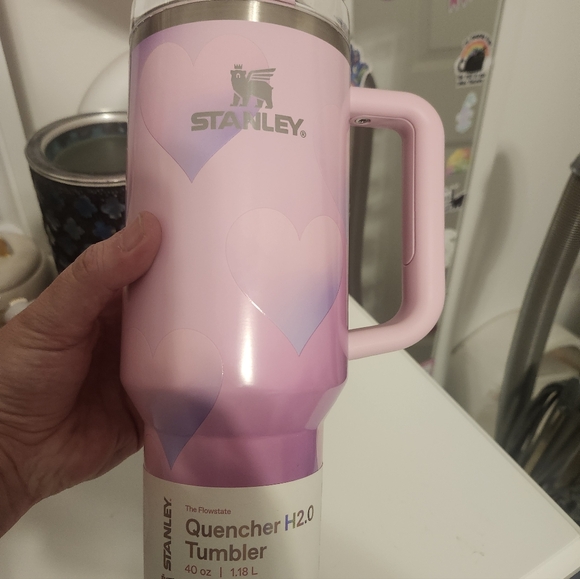 Stanley Pink Quencher H2.0 Limited Edition 2025 Tumbler with Accessories - Picture 4 of 7